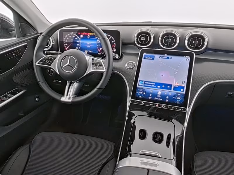 Mercedes-Benz C 200 2025
