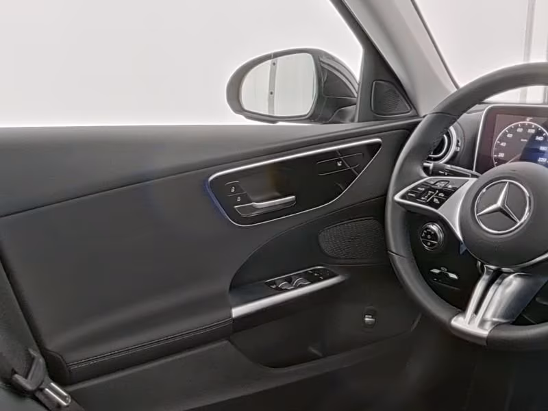 Mercedes-Benz C 180 2024