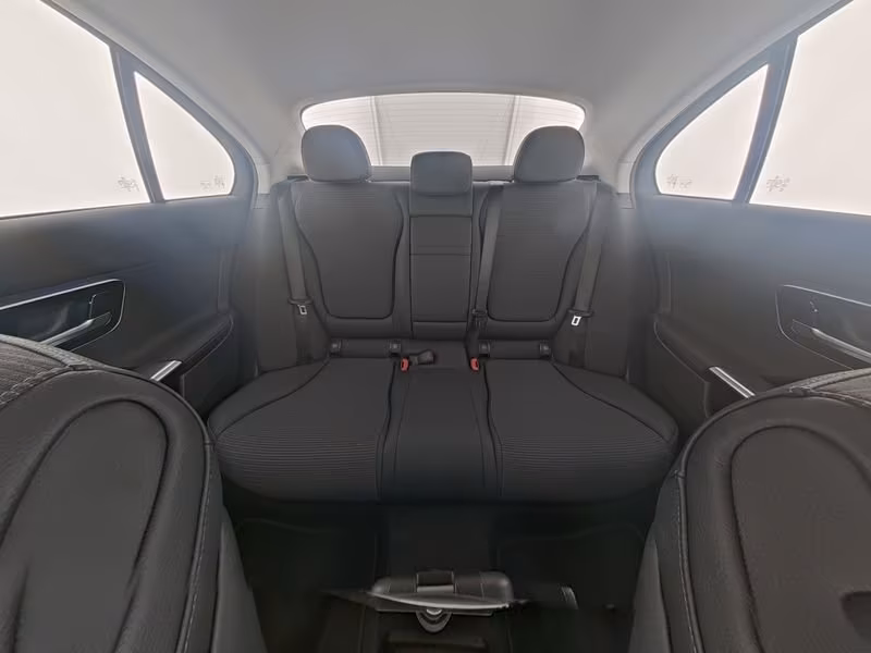 Mercedes-Benz C 180 2024