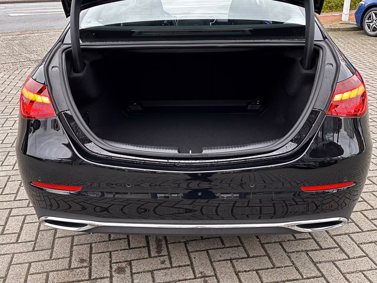 Mercedes-Benz C 180 2024