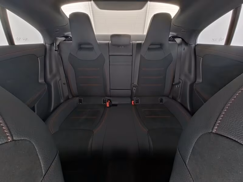 Mercedes-Benz CLA 200 2025