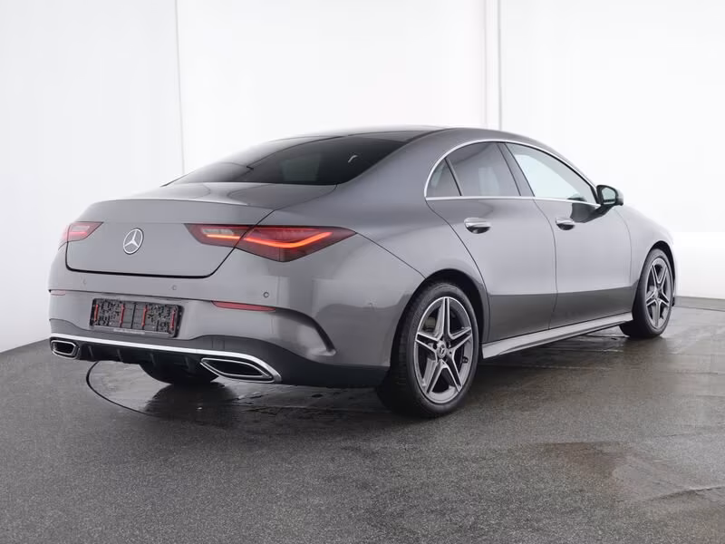Mercedes-Benz CLA 200 2025