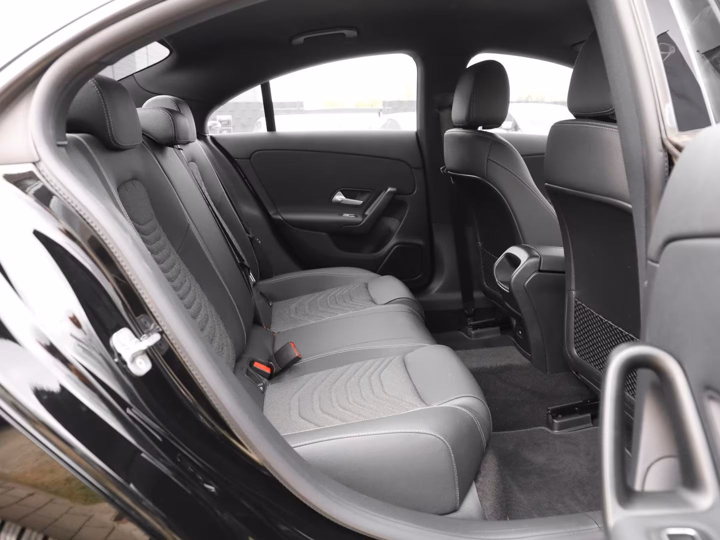 Mercedes-Benz CLA 180 2024