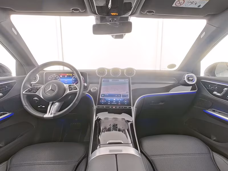 مرسيدس GLC 200 2024 مرسيدس GLC 200 2024