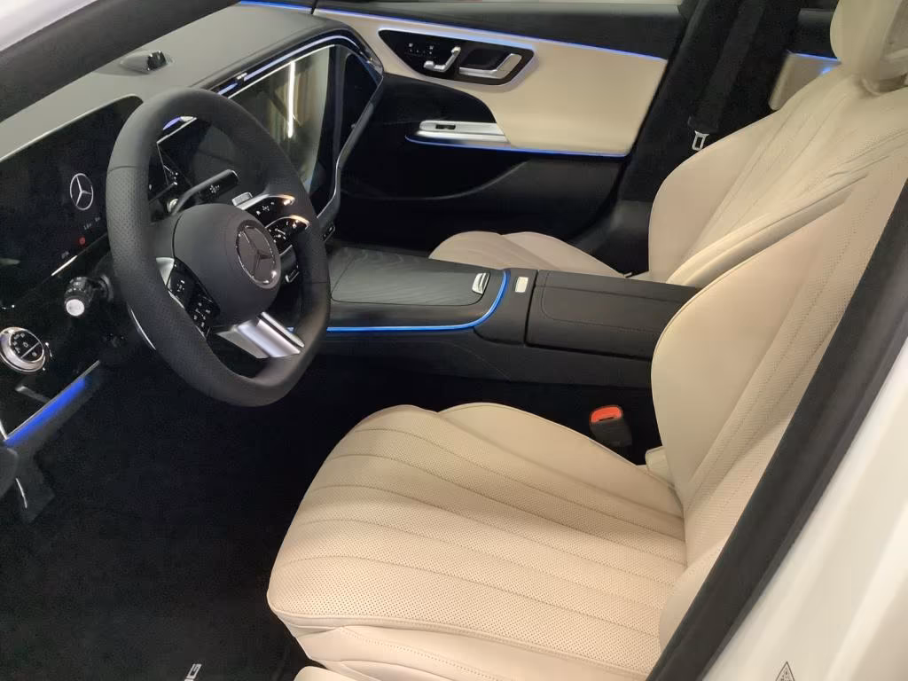 مرسيدس E 200 2025