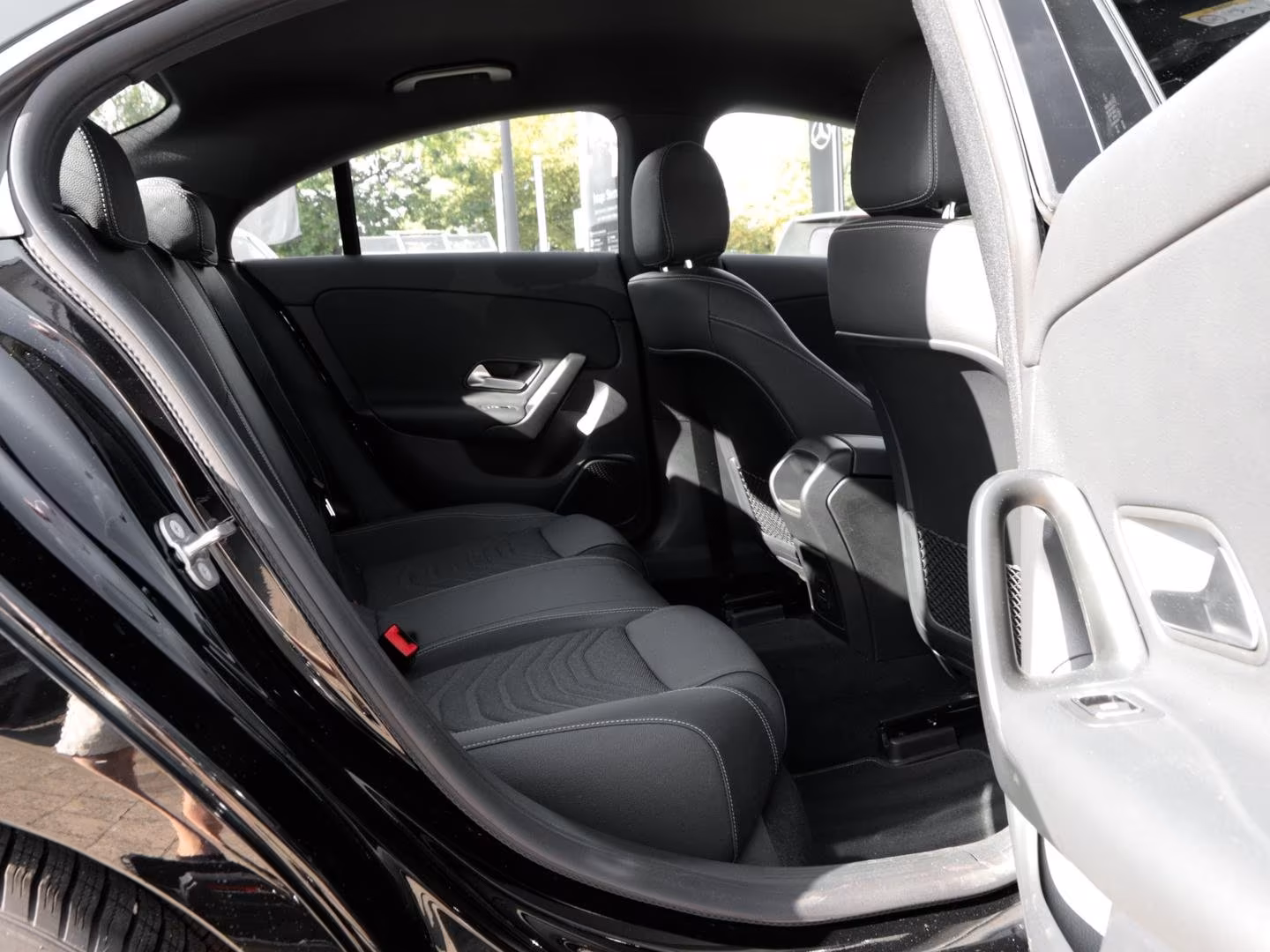 Mercedes-Benz CLA 180 2024
