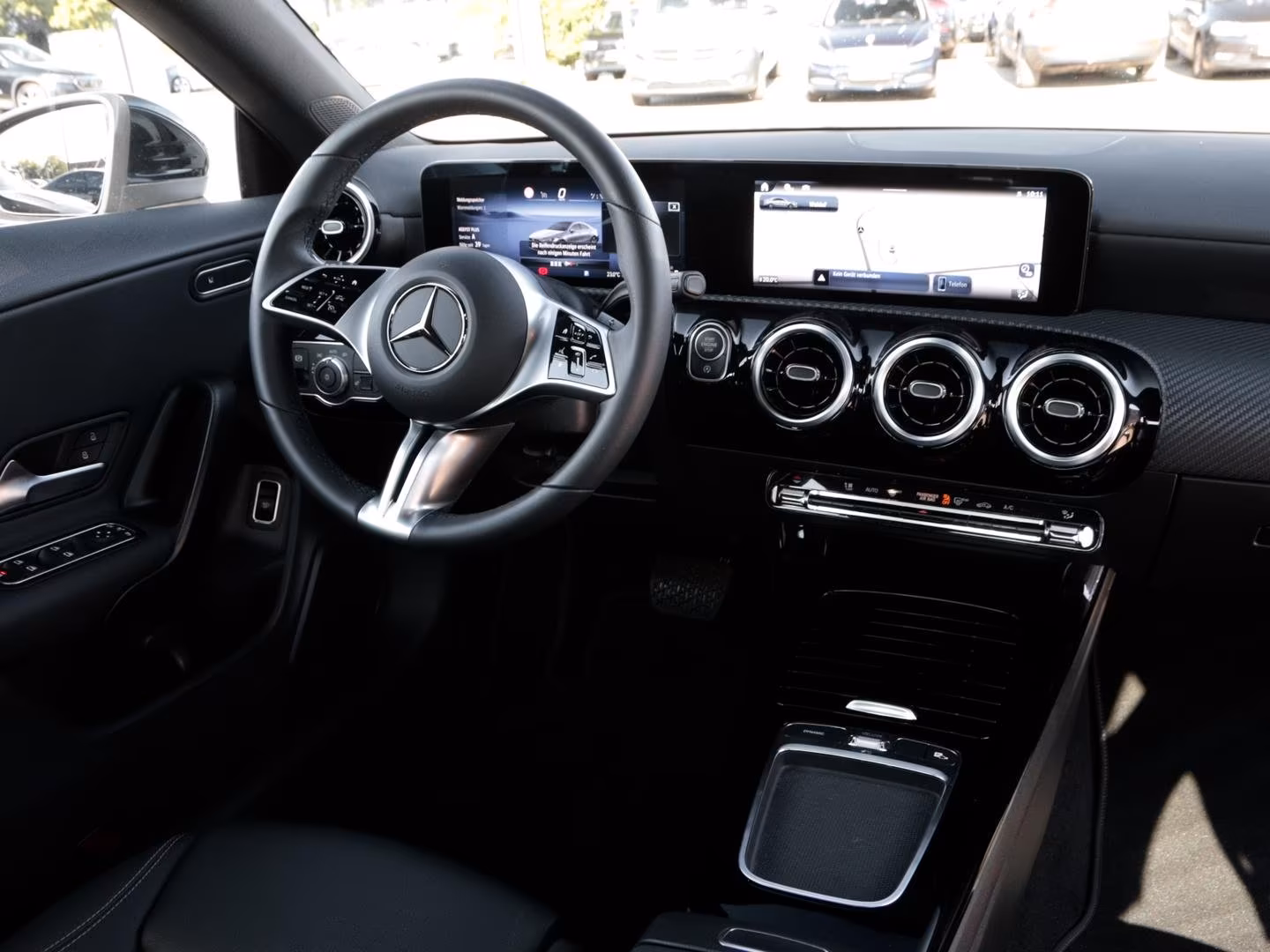 Mercedes-Benz CLA 180 2024