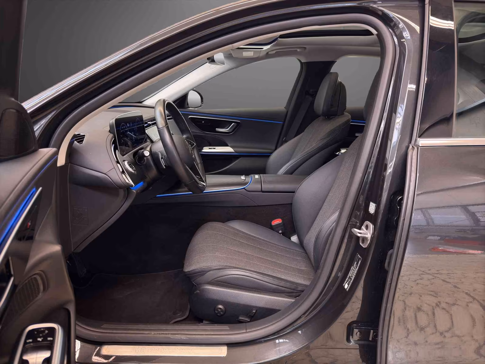 Mercedes-Benz E 200 2025