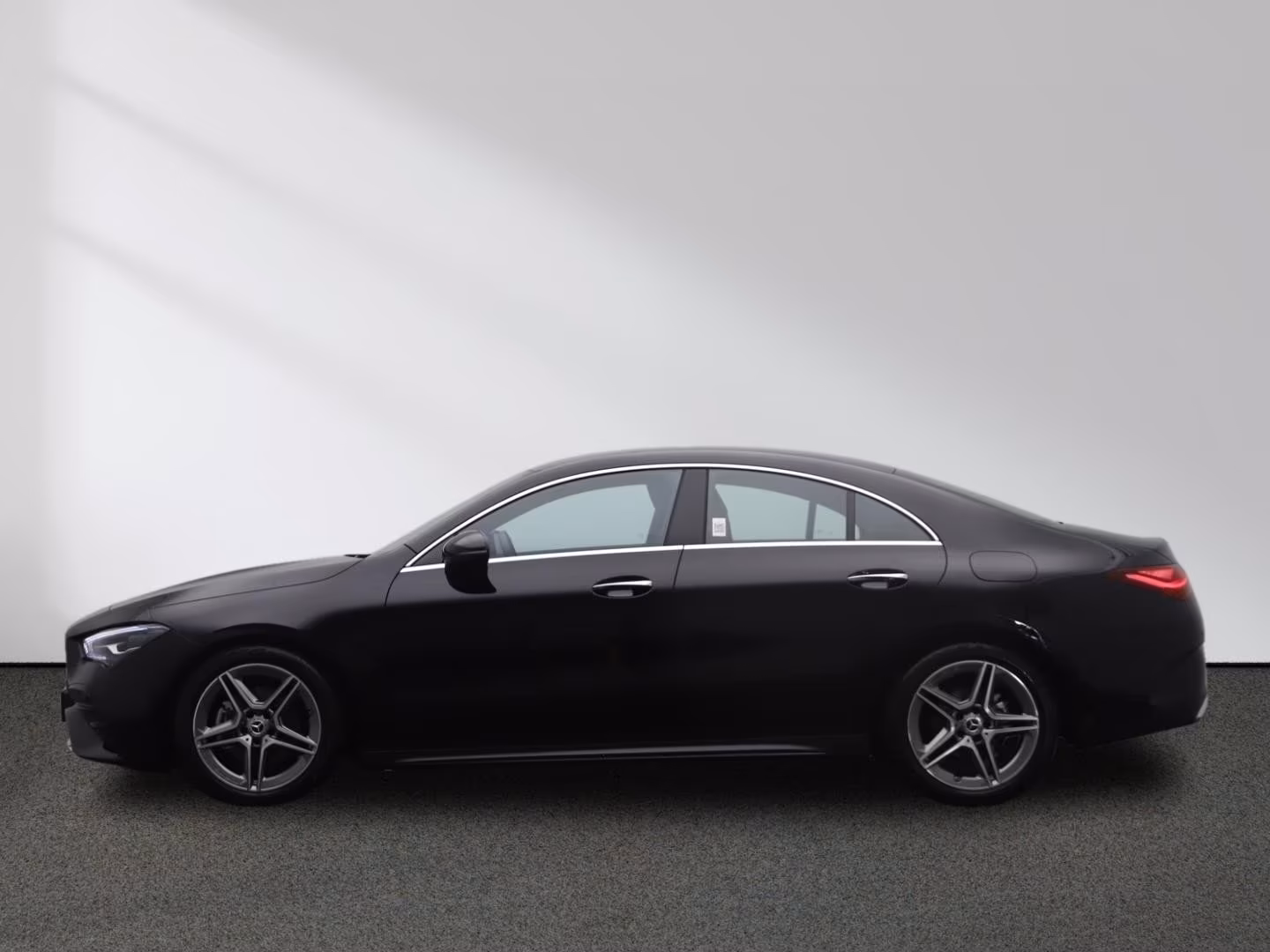 Mercedes-Benz CLA 180 2024