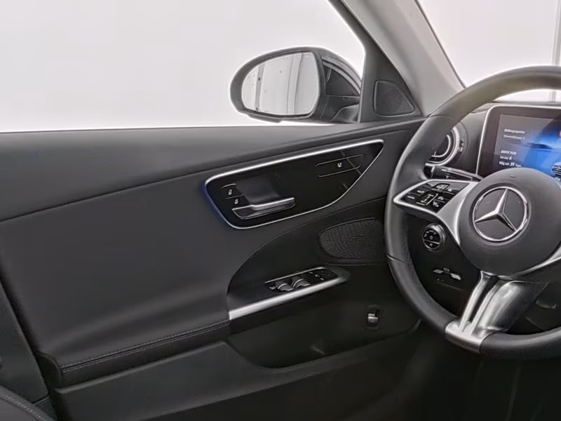 Mercedes-Benz C 180 2024