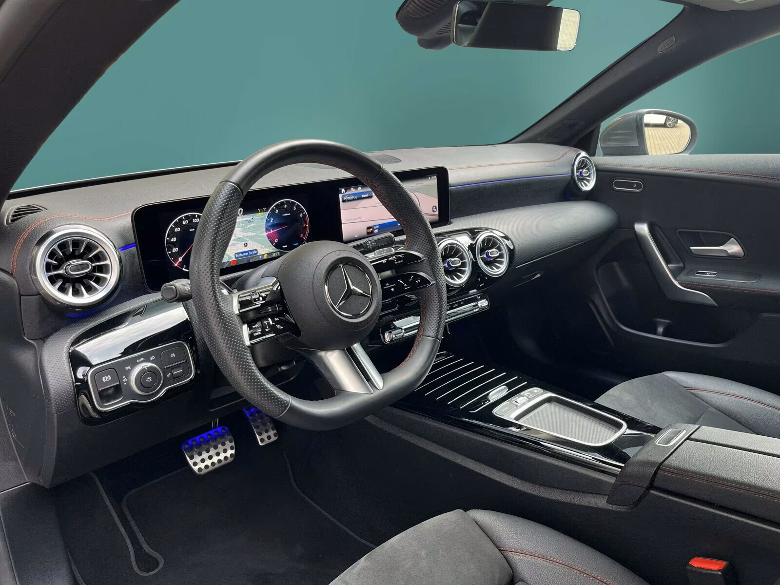 Mercedes-Benz CLA 200 2025
