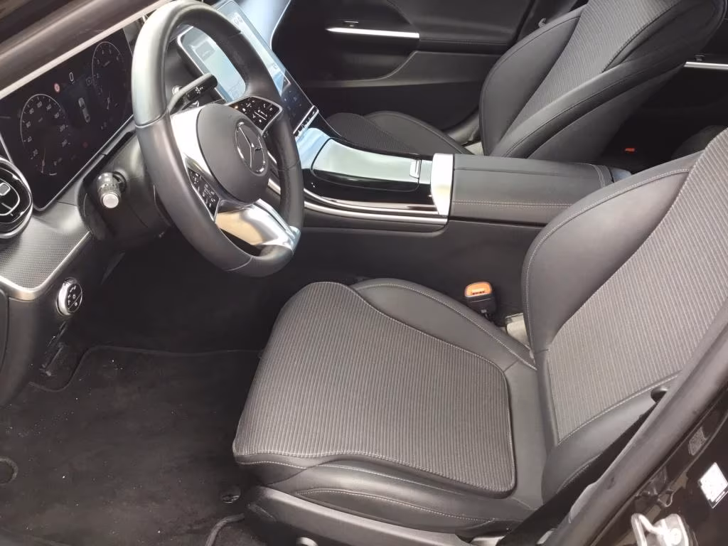 Mercedes-Benz C 180 2024