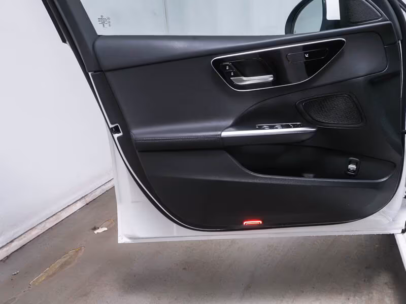 Mercedes-Benz C 180 2024