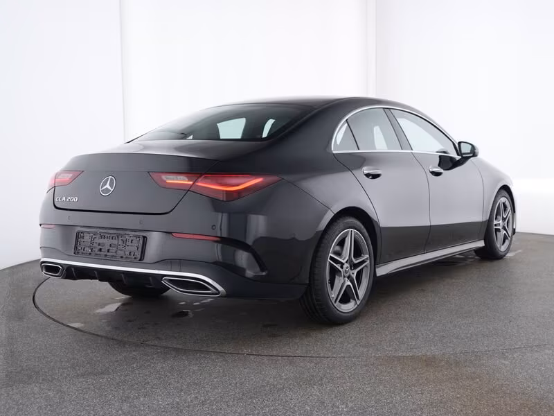 Mercedes-Benz CLA 200 2025