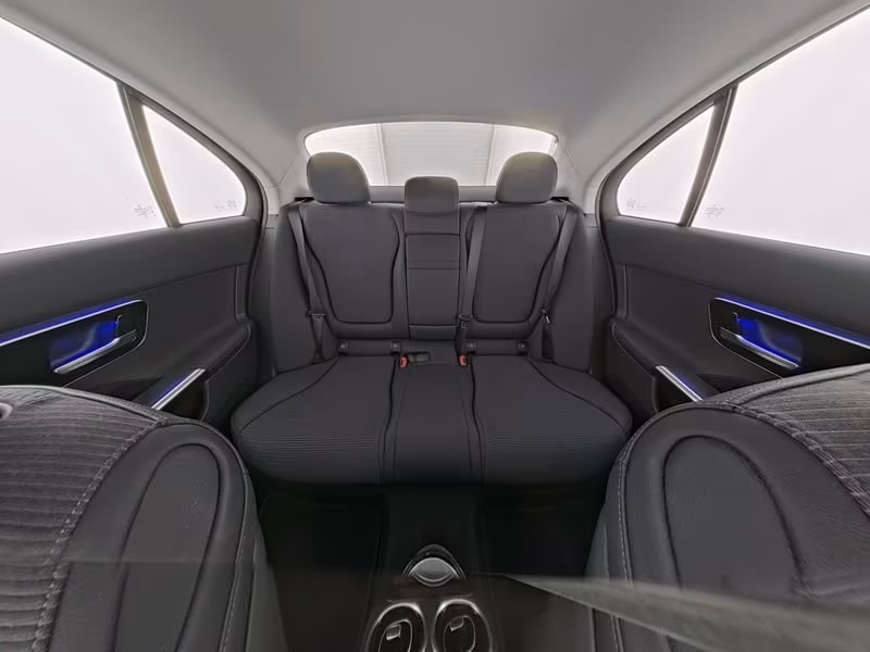 Mercedes-Benz C 180 2024