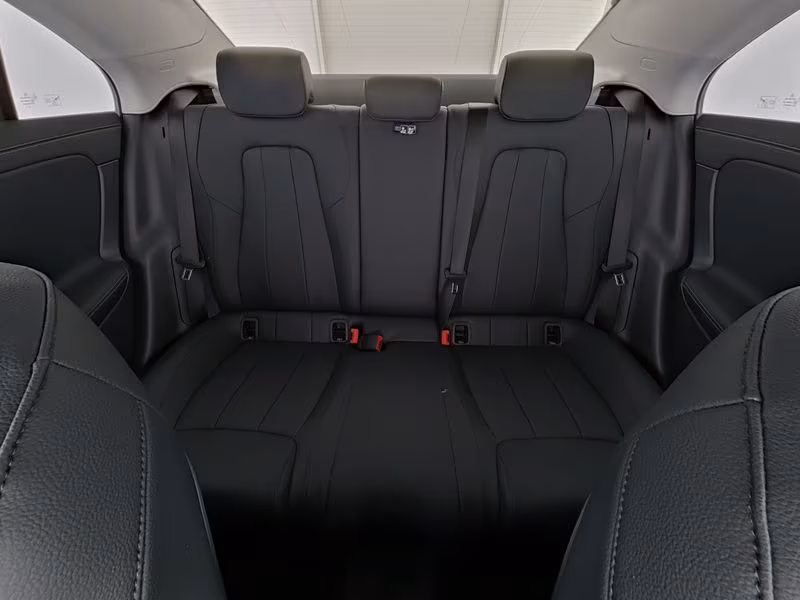 Mercedes-Benz CLA 180 2025