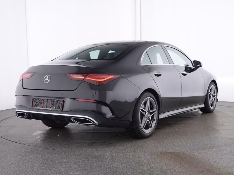Mercedes-Benz CLA 200 2025