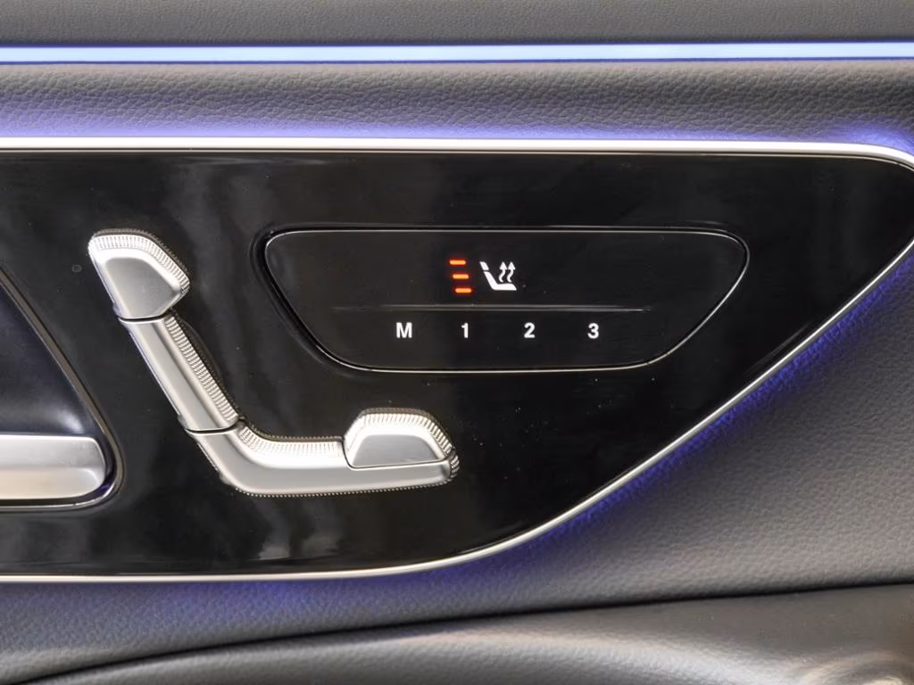 Mercedes-Benz E 200 2025